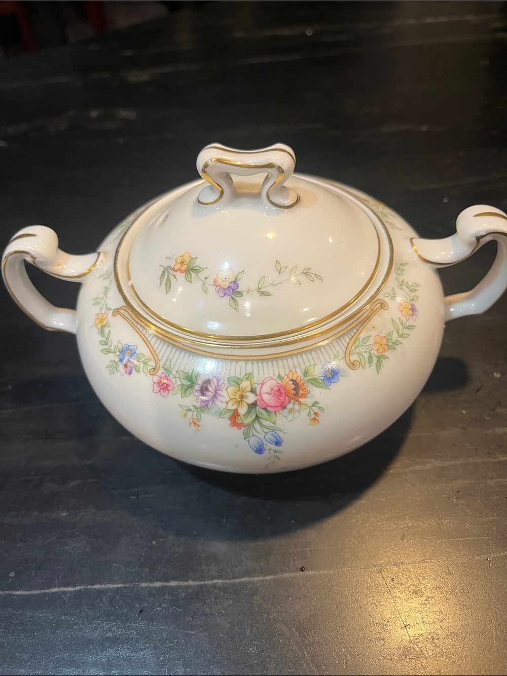 Paul Muller Selb Bavarian China Kenmore Pattern. #1314. Sugar bowl